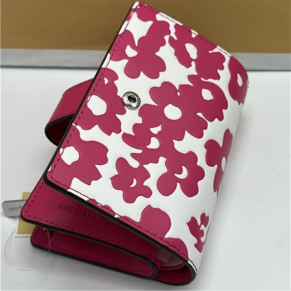 Michael Kors Pink Floral Wallet - Picture 7 of 14